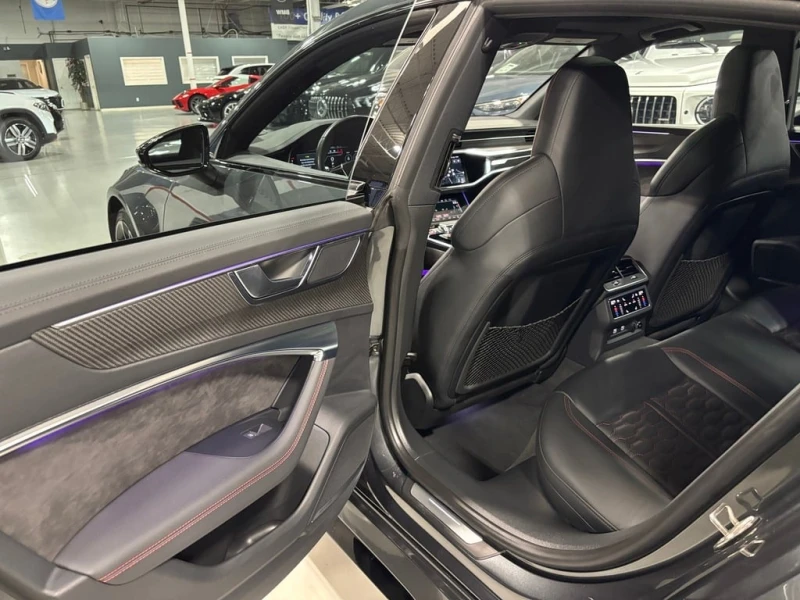 Audi Rs7 * QUATTRO| APRCARBONINTAKE| NAV| 3DCAM| BANGOLUFSE, снимка 10 - Автомобили и джипове - 52959354