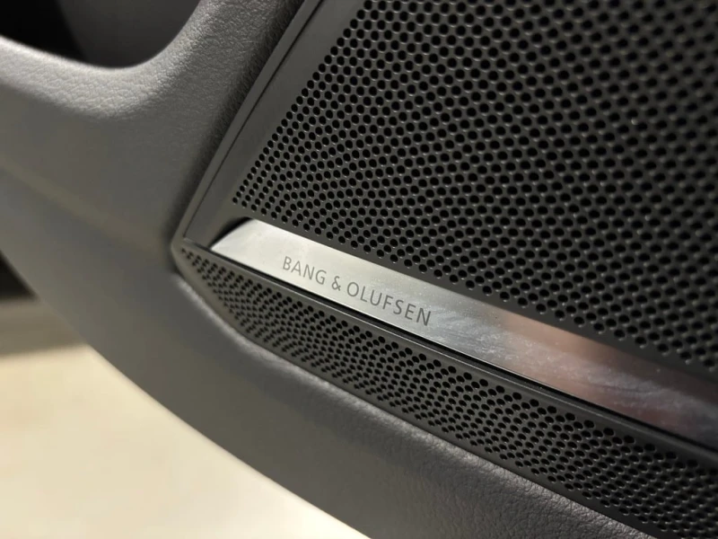 Audi Rs7 * QUATTRO| APRCARBONINTAKE| NAV| 3DCAM| BANGOLUFSE, снимка 14 - Автомобили и джипове - 52959354