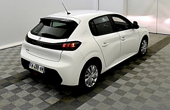 Peugeot 208 allure, снимка 4 - Автомобили и джипове - 48368332