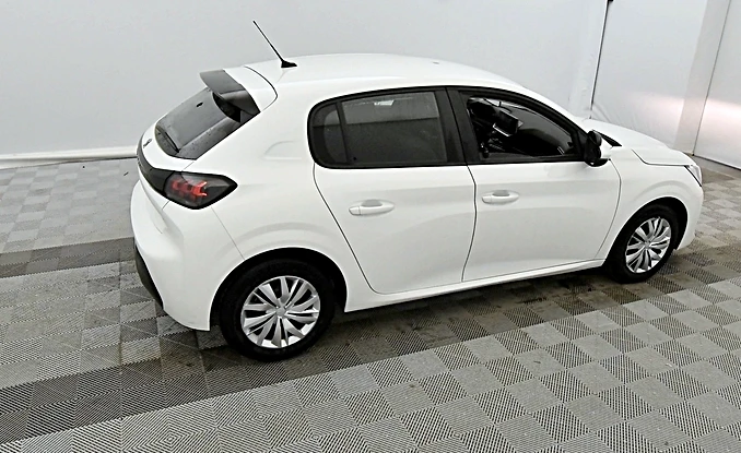 Peugeot 208 allure, снимка 3 - Автомобили и джипове - 48368332