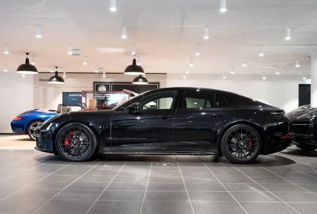 Porsche Panamera GTS/FACELIFT/CARBON/MATRIX/BOSE/PANO/HEAD UP/360/  - изображение 5