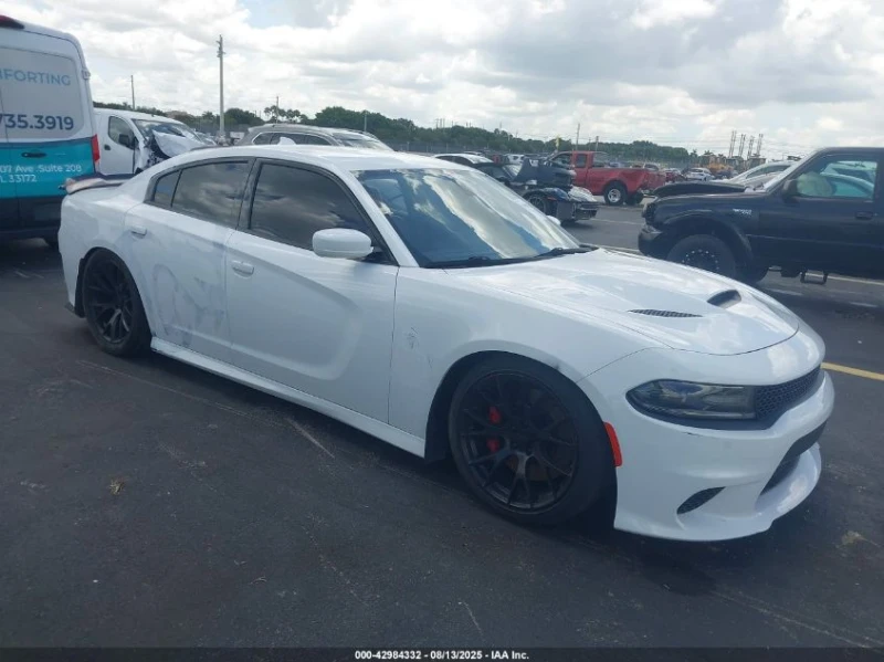 Dodge Charger 6.2L V-8 SUPERCHARGER, 707HP Rear Wheel Drive - 65200 лв. / 33336.23 € - 56157980 1