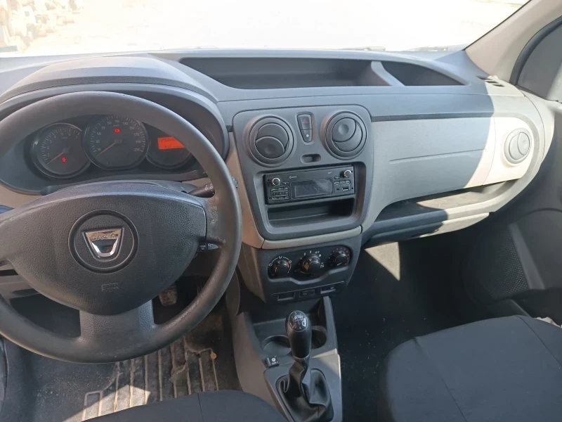 Dacia Dokker, снимка 2 - Автомобили и джипове - 55729777