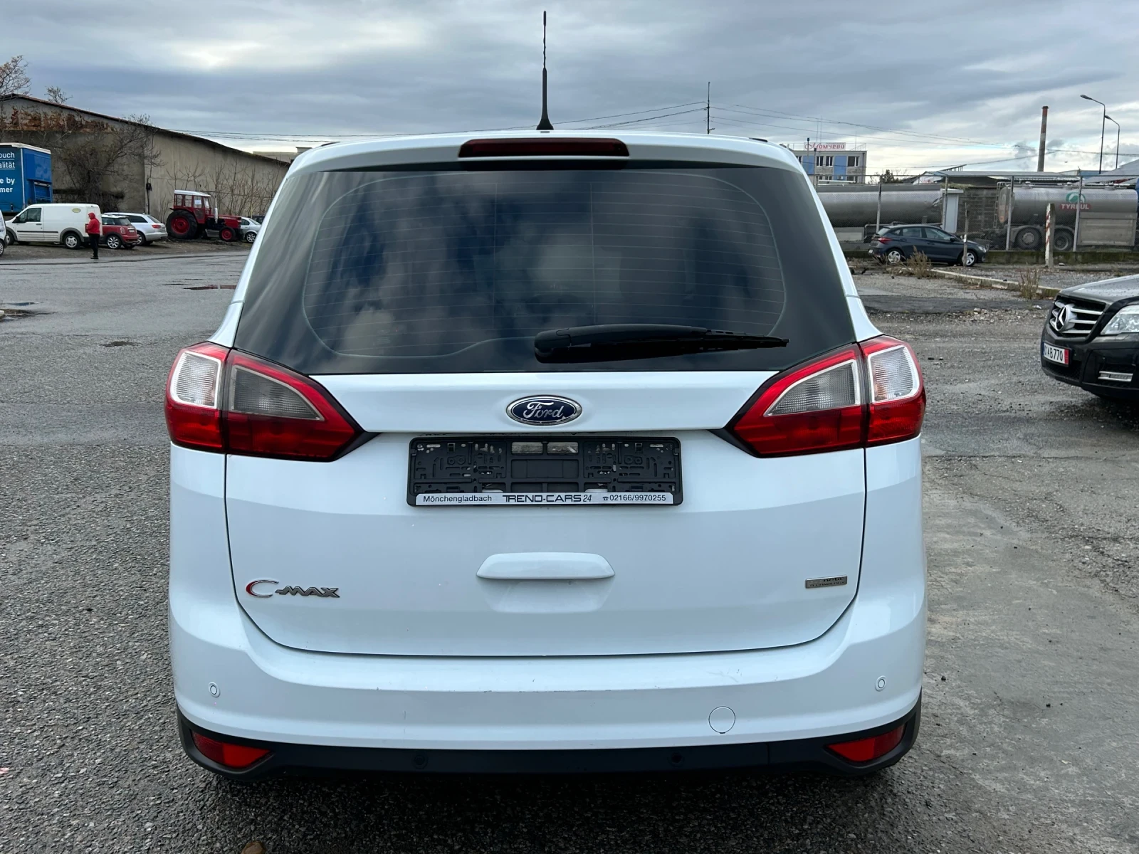 Ford C-max Grand 1.6TDCI 116PS  - изображение 10