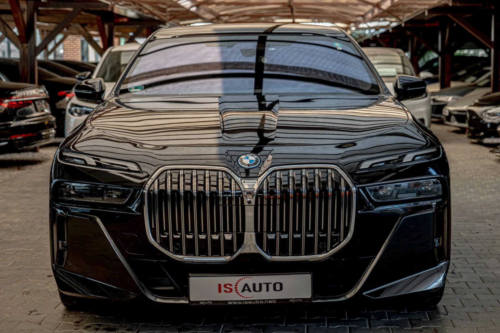 BMW 750 E/xDrive/M-Sport/INDIVIDUAL/Bowers & Wilkins/Theat - изображение 2