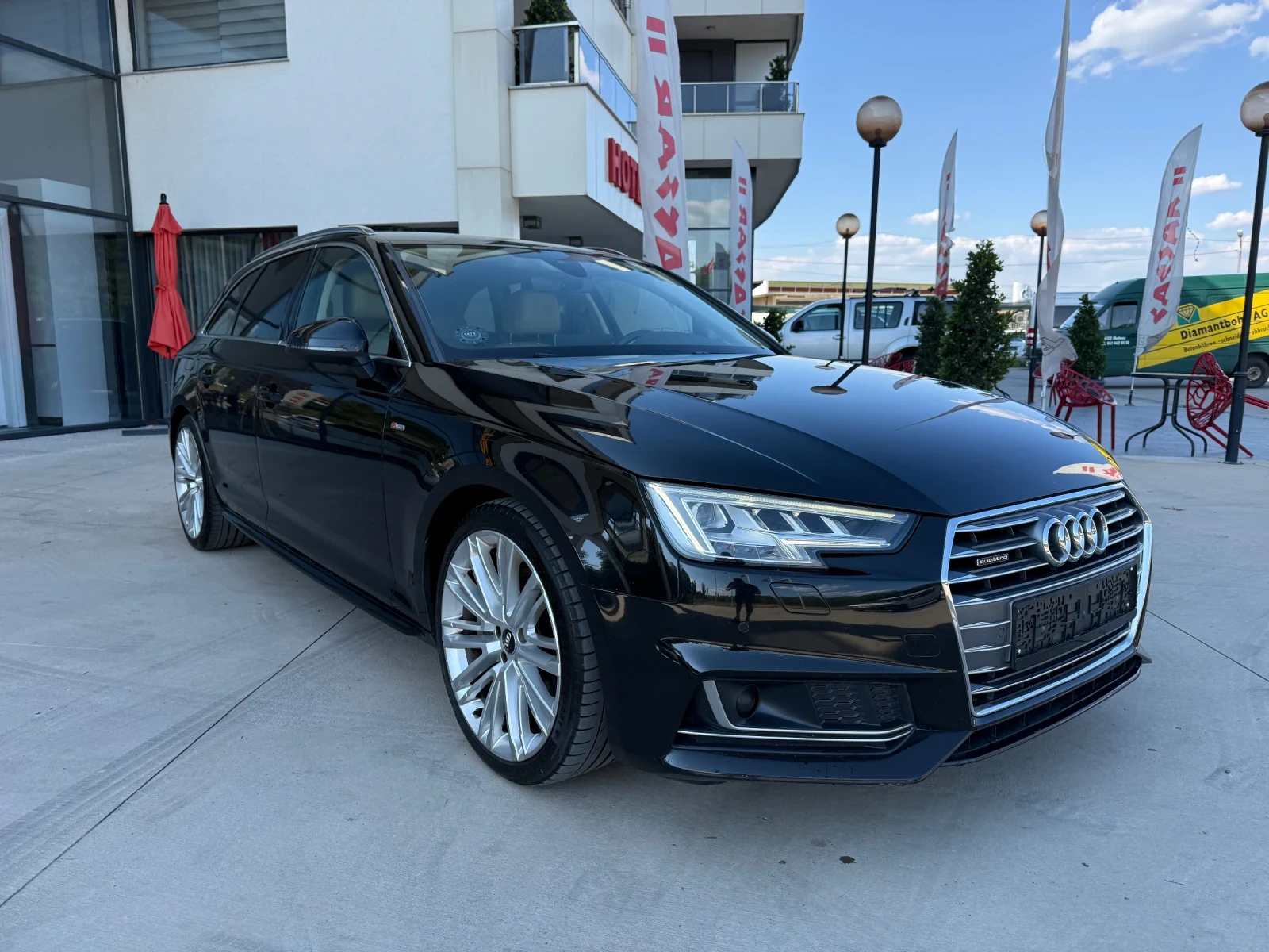 Audi A4 Quattro/S-Line/Digital/Line-Assist/Keyless - изображение 8