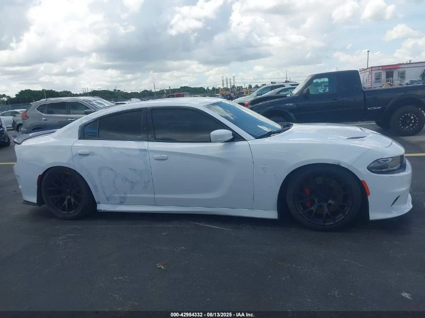 Dodge Charger 6.2L V-8 SUPERCHARGER, 707HP Rear Wheel Drive - изображение 6