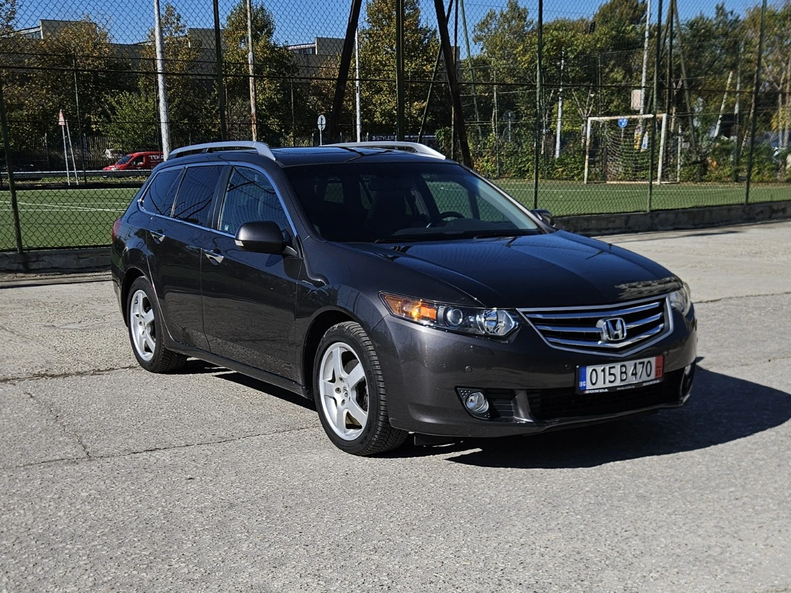 Honda Accord 2.0i-VTEC Executive Tourer - изображение 3