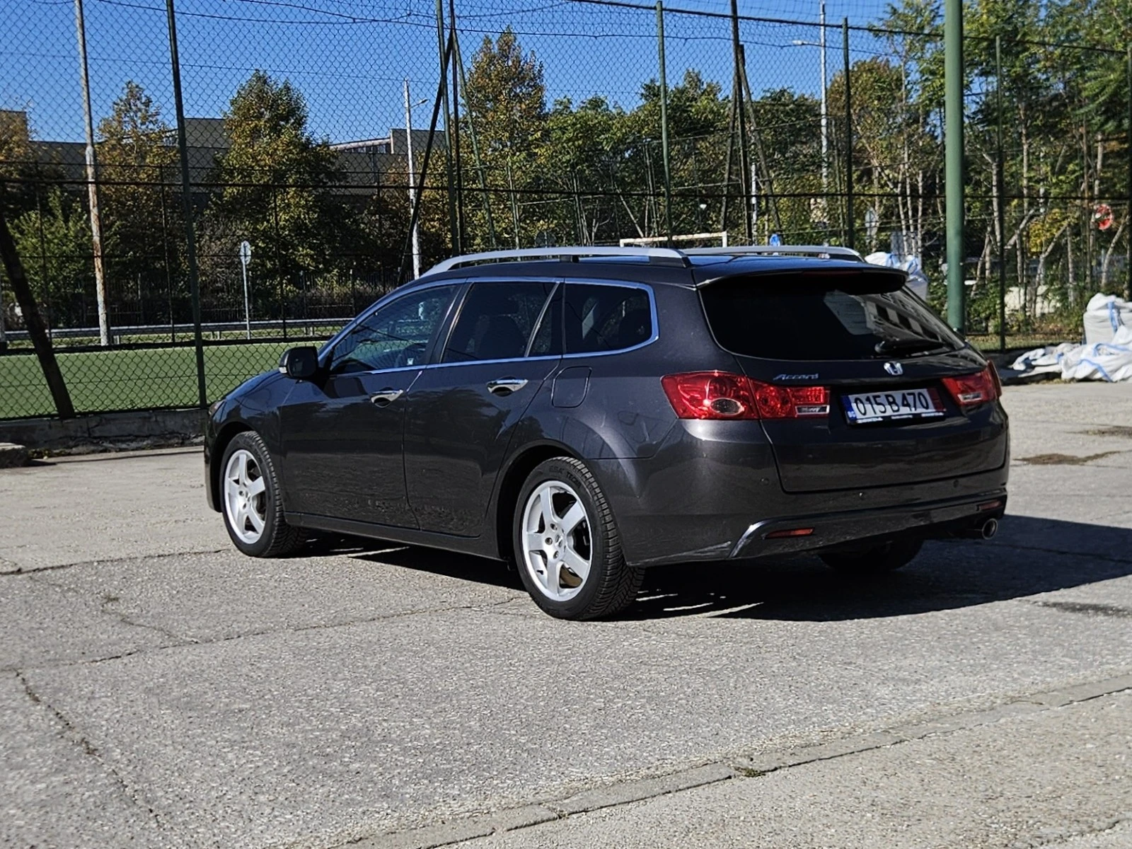 Honda Accord 2.0i-VTEC Executive Tourer - изображение 7