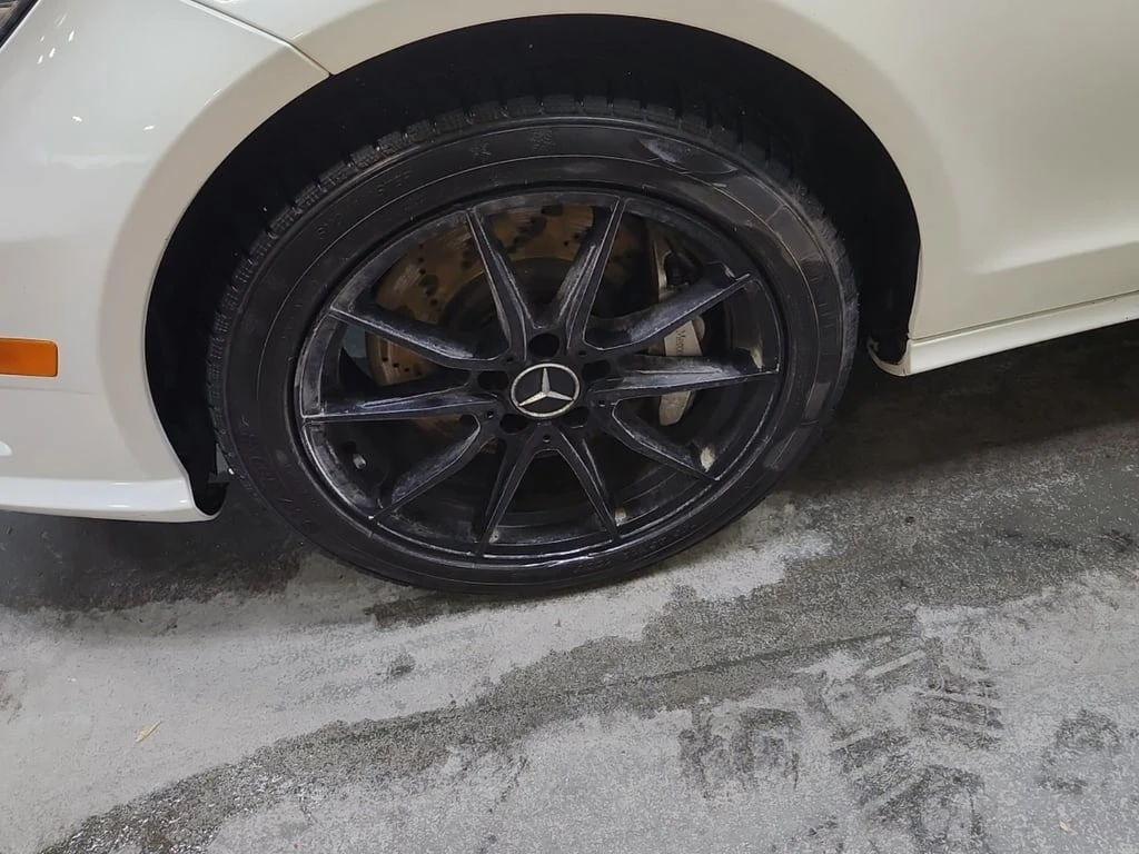 Mercedes-Benz CLS 550 * CARFAX * БЕЗ ПЪРВОНАЧАЛНА ВНОСКА - изображение 6