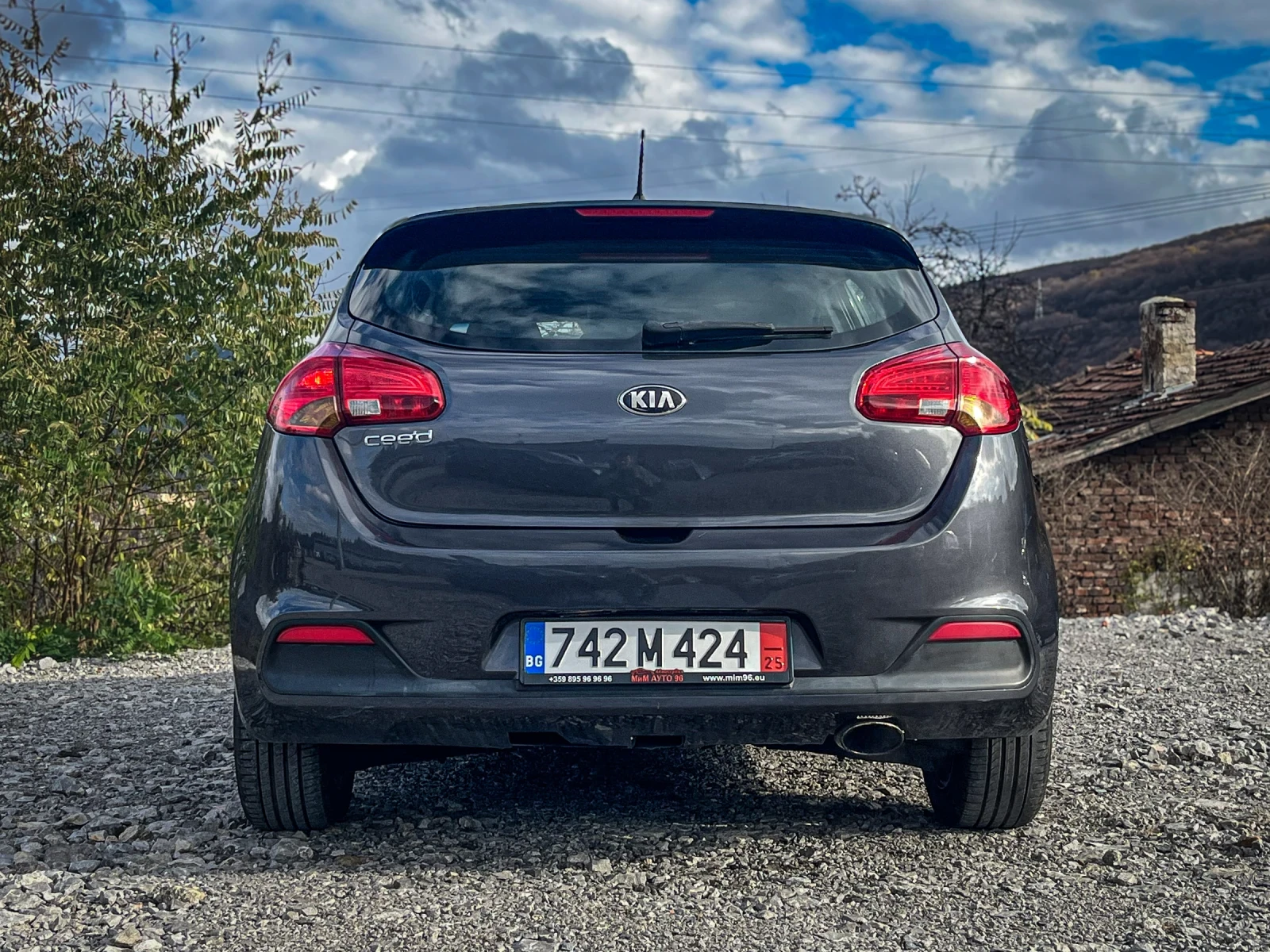 Kia Ceed 1.6 бензин | НАПЪЛНО ОБСЛУЖЕНА!!! - изображение 5