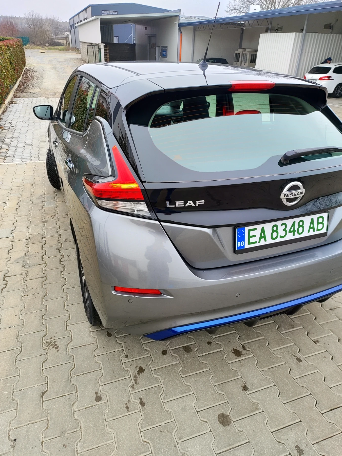 Nissan Leaf   - изображение 5