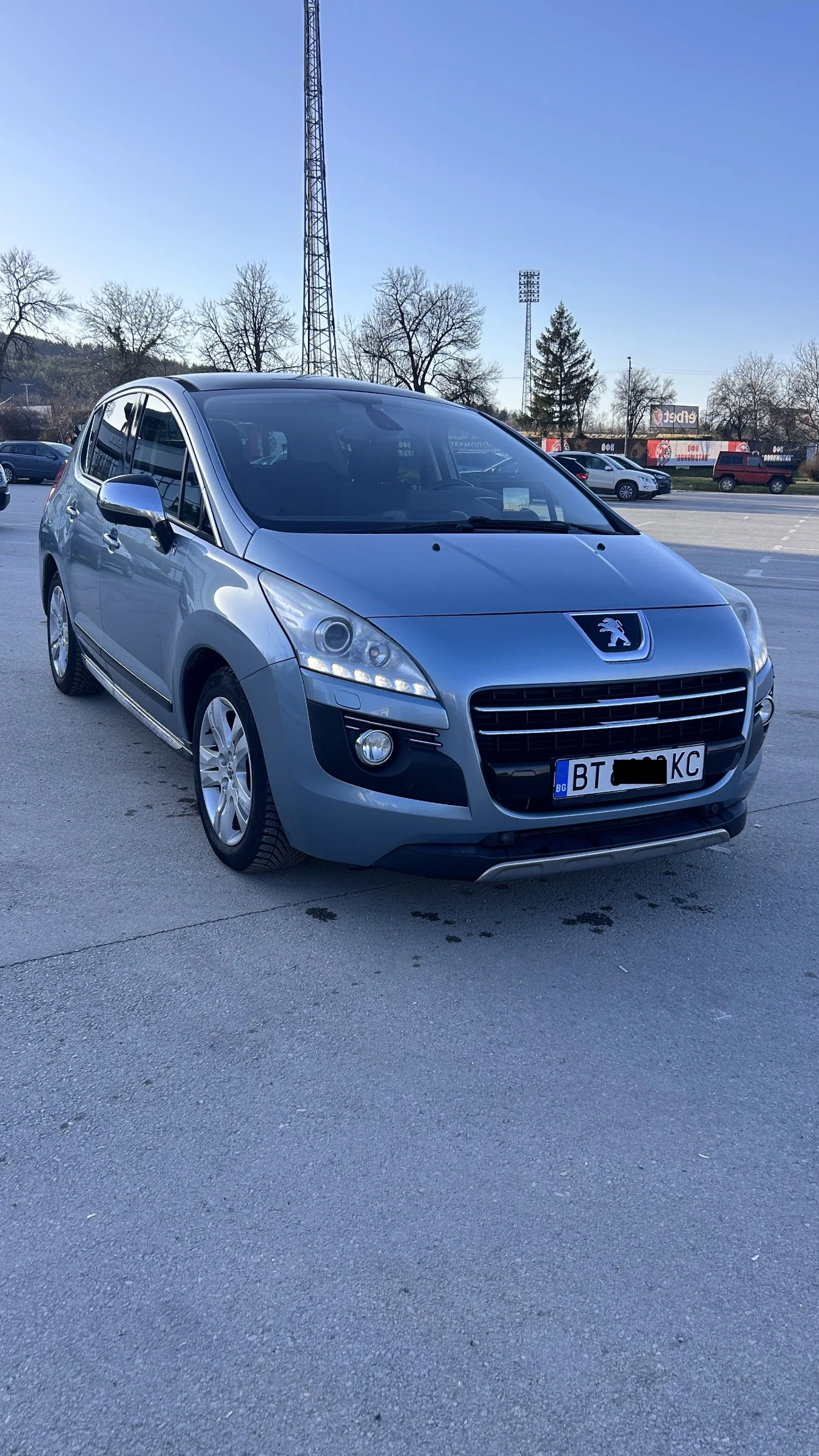 Peugeot 3008 HTYBRID 4