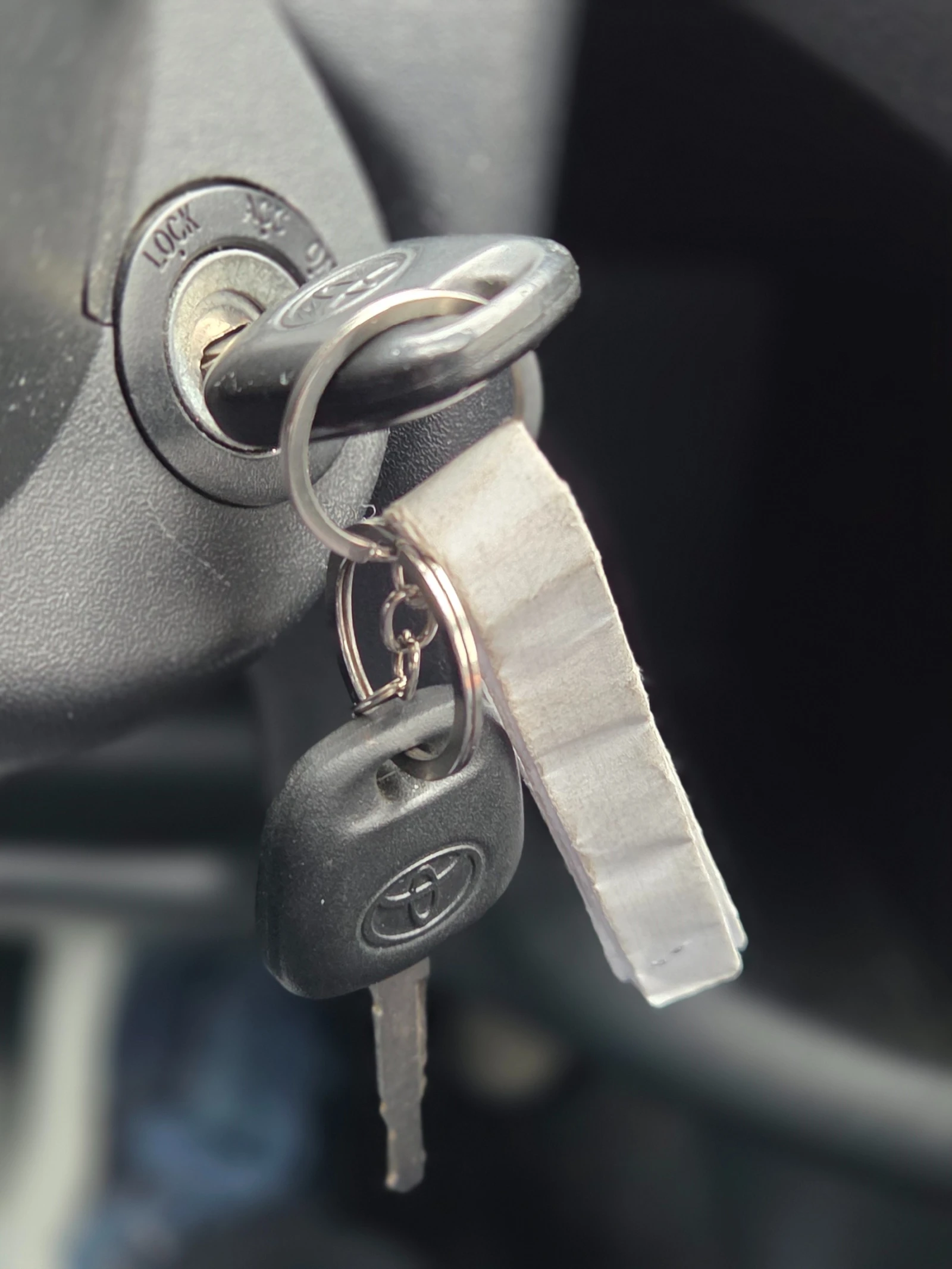 Toyota Yaris 1.0VVT-i 4 цилиндъра* Верига* ОТЛИЧЕН* , снимка 13 - Автомобили и джипове - 54004678