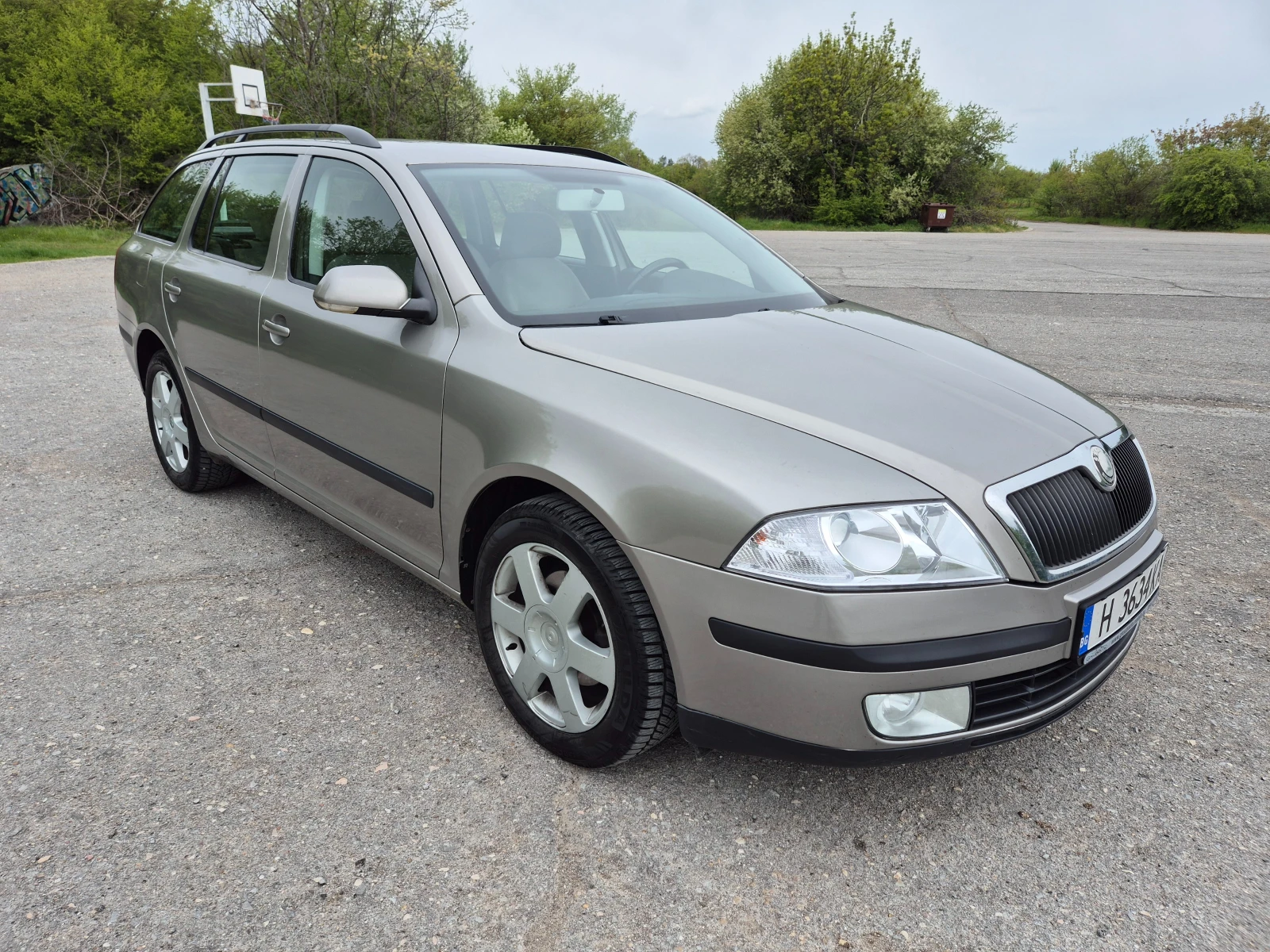 Skoda Octavia, снимка 6 - Автомобили и джипове - 54423909