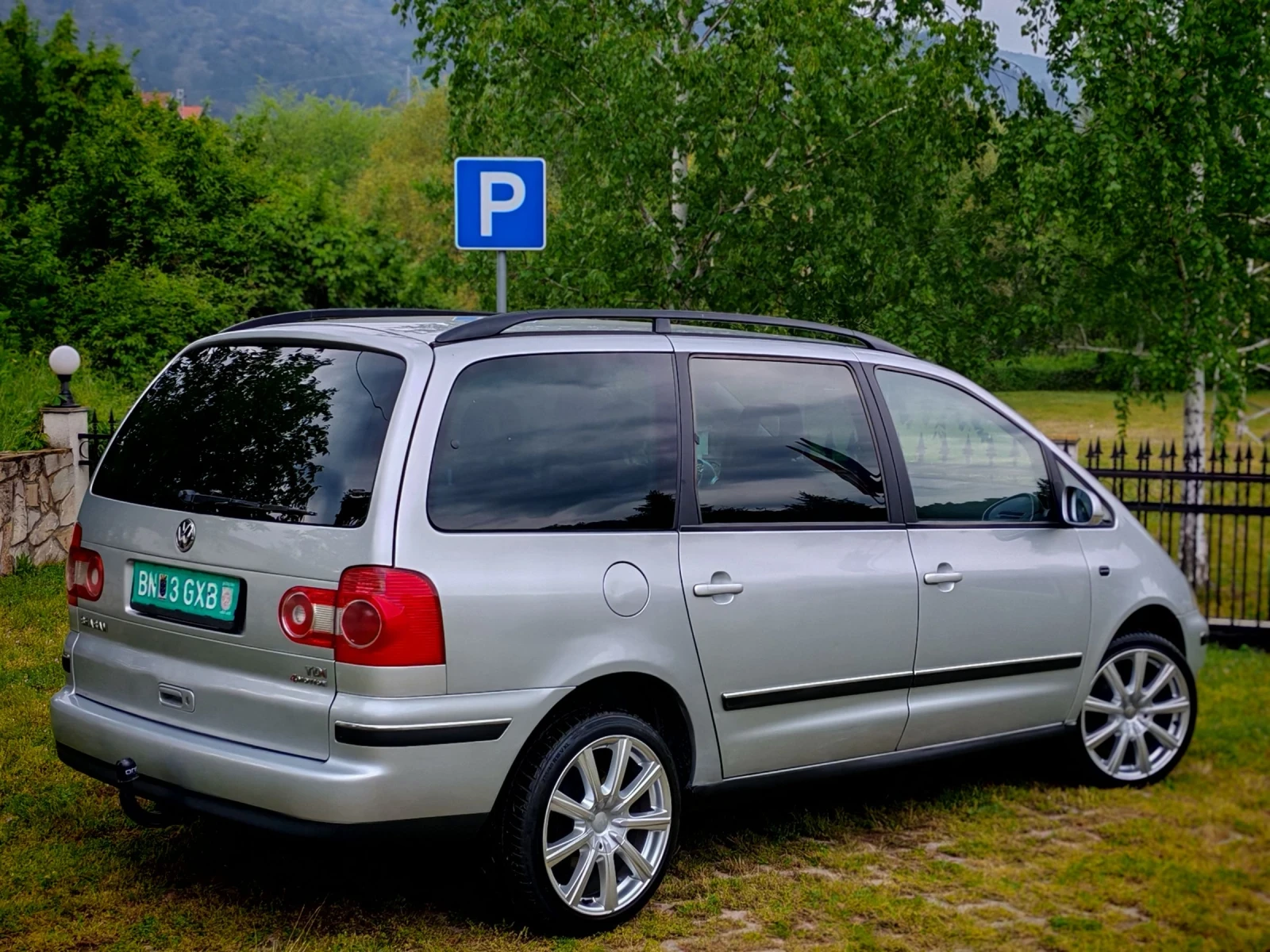 VW Sharan 1.9TDI(116)* 4Х4* 6-СКОРОСТИ* FACELIFT* НОВ ВНОС* , снимка 7 - Автомобили и джипове - 54485405