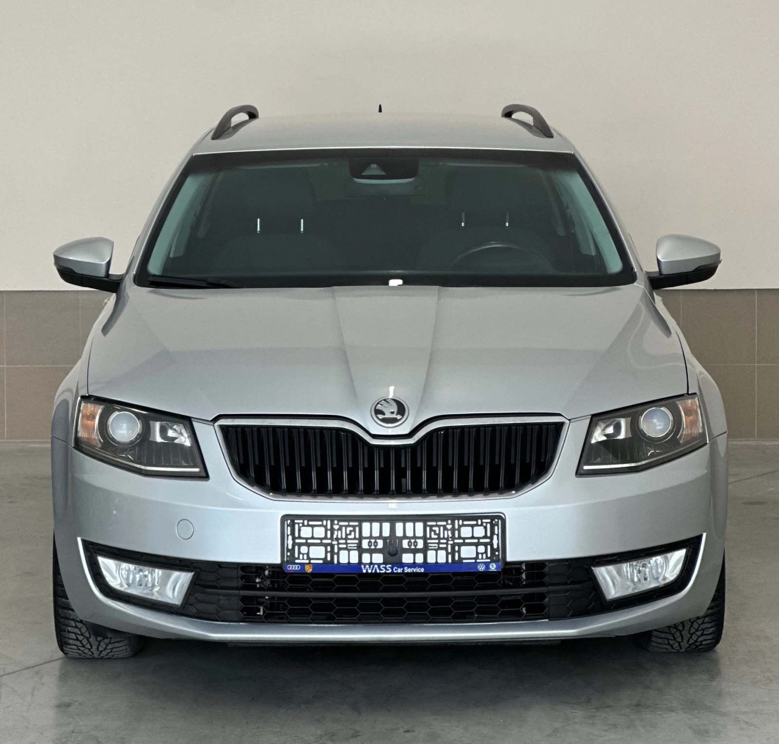 Skoda Octavia 2.00D/DSG6/2017г/ОБСЛУЖЕН/Уникат/FULL-LED/Като-НОВ