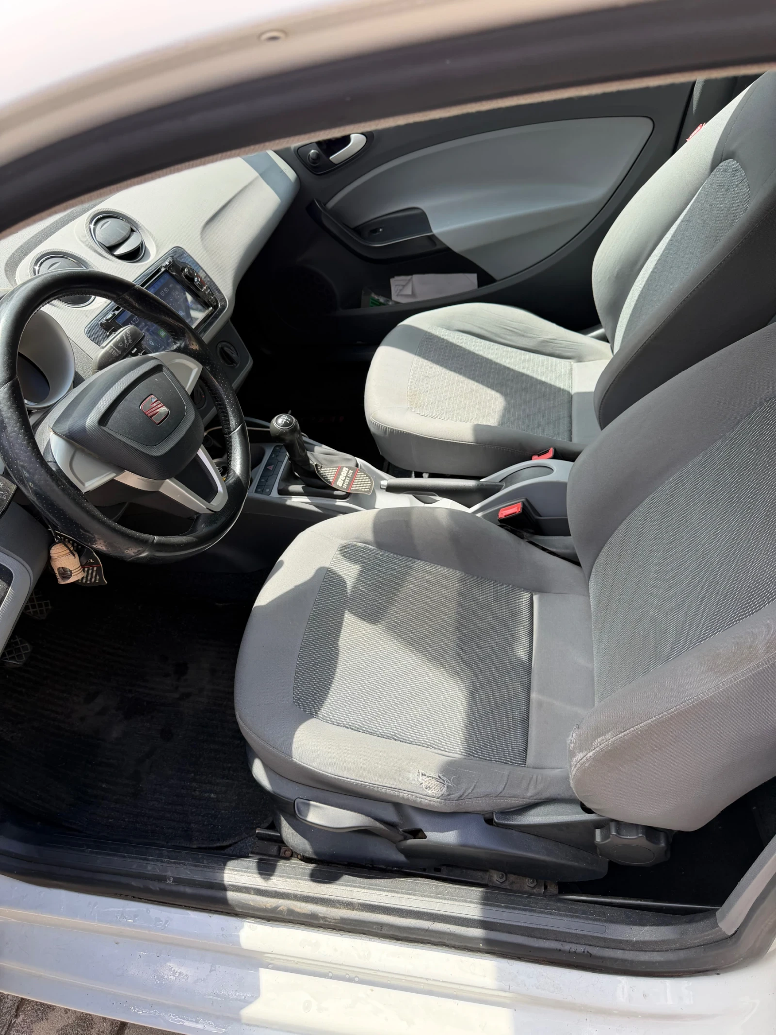 Seat Ibiza 1.2 ГАЗ, снимка 11 - Автомобили и джипове - 54668888