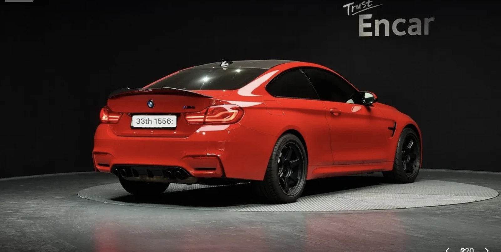 BMW M4 COMPETITION* HARMAN* KARDON* HEAD* UP* CARBON* , снимка 2 - Автомобили и джипове - 54758487