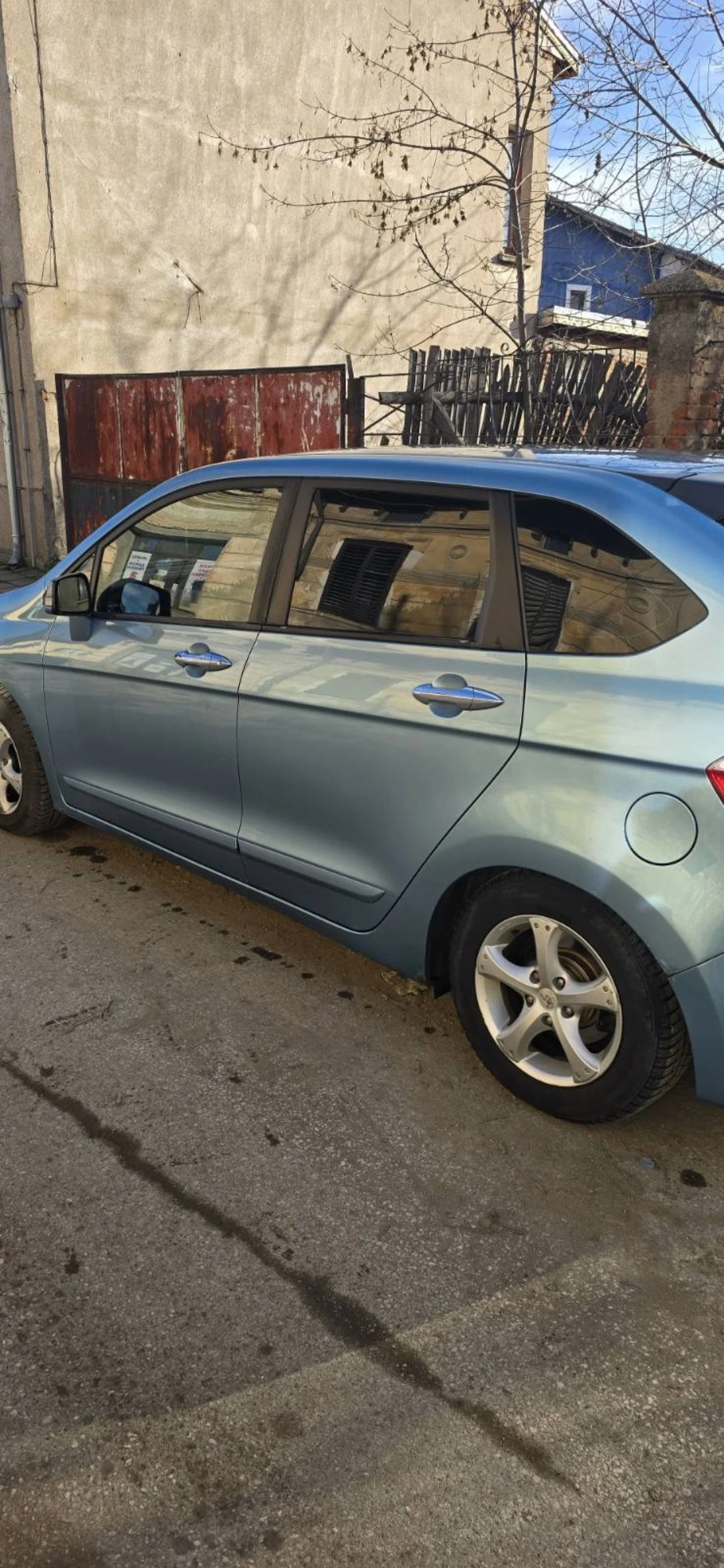 Honda Fr-v, снимка 3 - Автомобили и джипове - 54863051