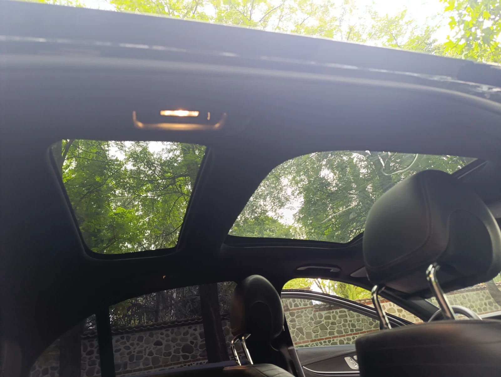 Mercedes-Benz E 220 Panorama digital KeylessGo 360, снимка 11 - Автомобили и джипове - 54874964