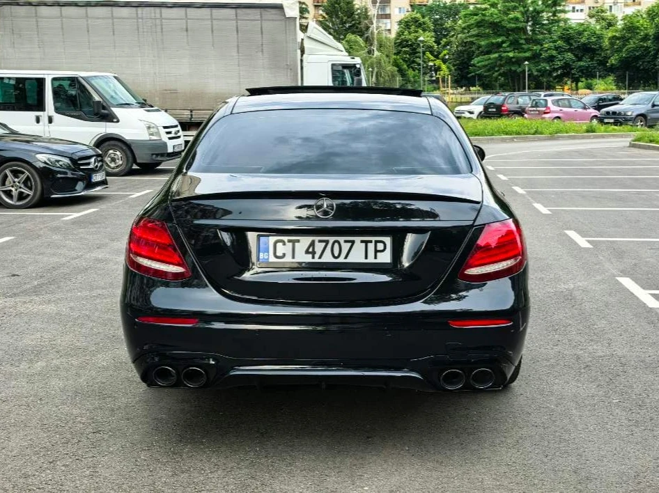 Mercedes-Benz E 220 Panorama digital KeylessGo 360, снимка 6 - Автомобили и джипове - 54874964