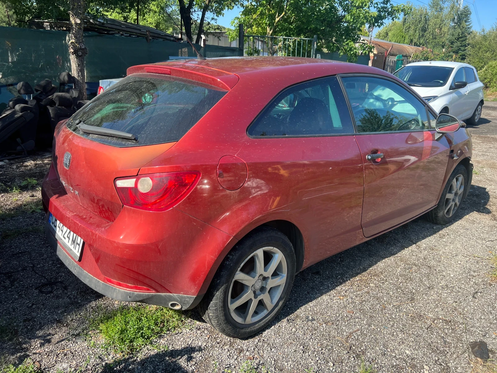 Seat Ibiza 1, 2 12V, снимка 2 - Автомобили и джипове - 55429251