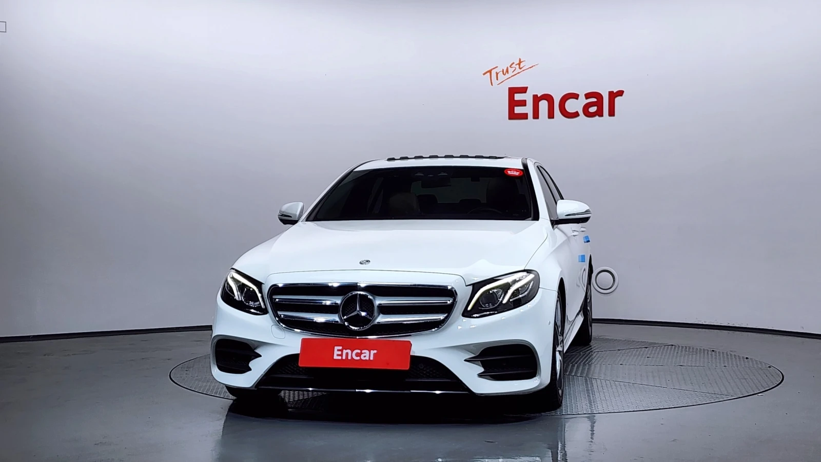 Mercedes-Benz E 300 E300 AMG Line, снимка 3 - Автомобили и джипове - 55541833