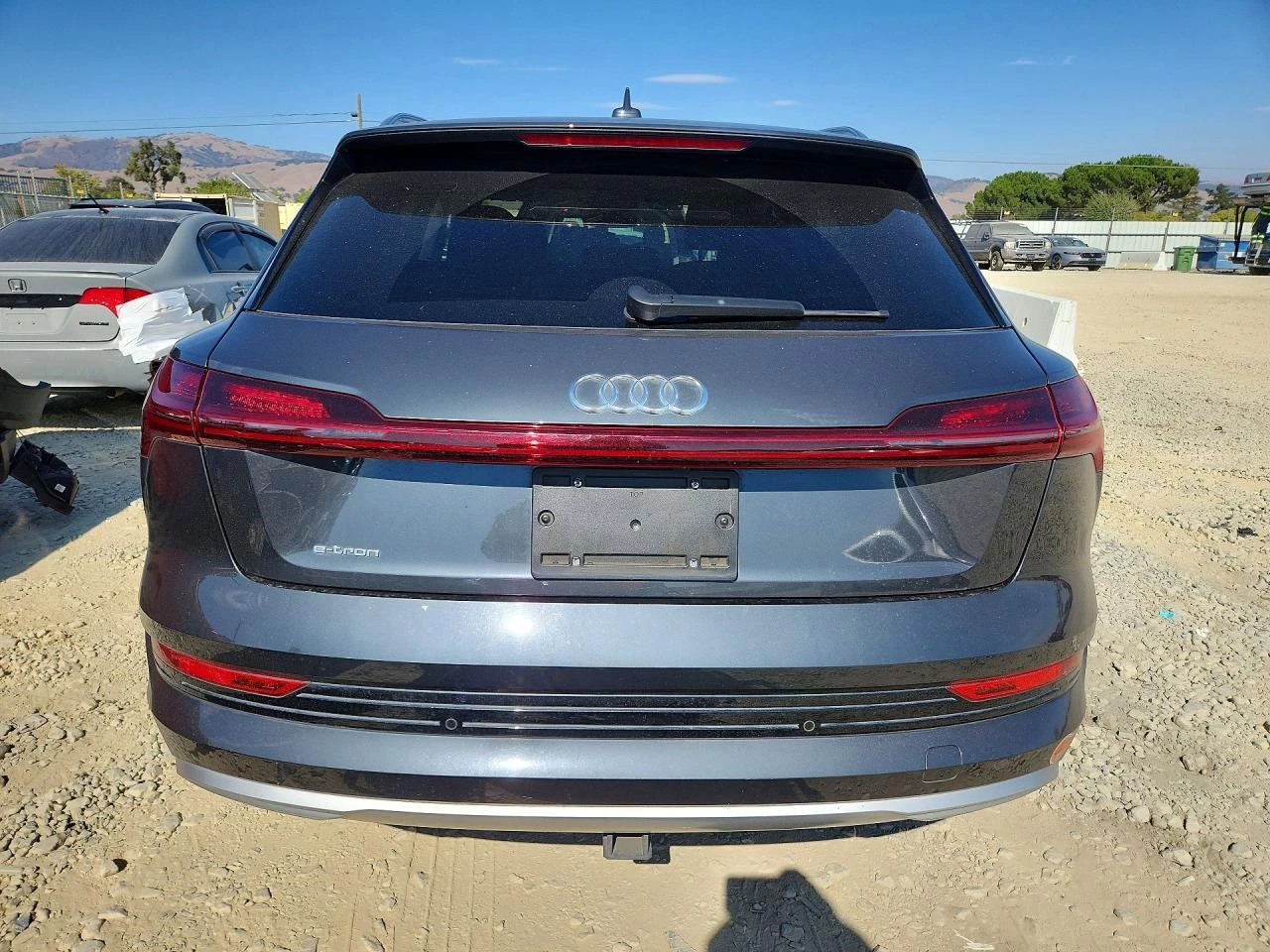 Audi E-Tron * PRESTIGE* QUATTRO* , снимка 5 - Автомобили и джипове - 55660710