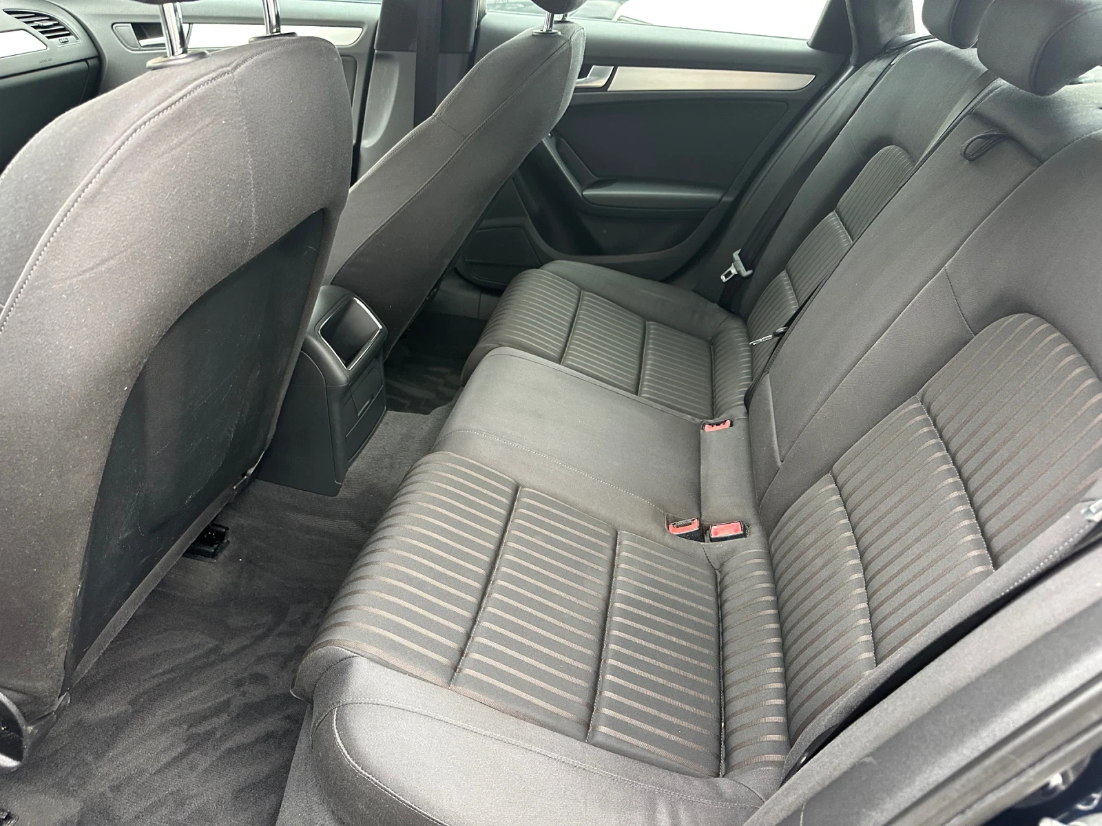 Audi A4 Fase Lift-190 k.s., снимка 12 - Автомобили и джипове - 56275225