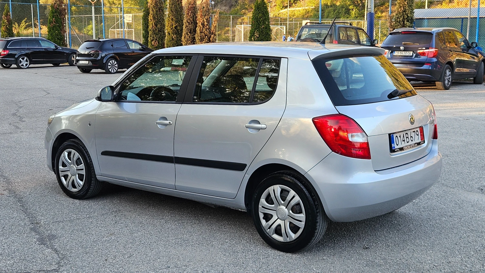 Skoda Fabia 1.2 FACELIFT/KLIMATIK/EURO-5B, снимка 4 - Автомобили и джипове - 56303193