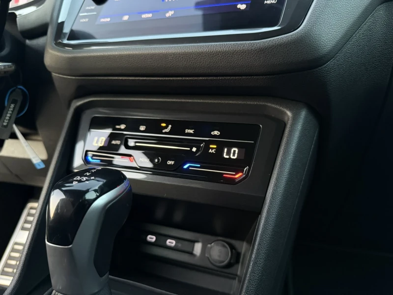 VW Tiguan R line 4Motion 2.0 Tdi 150hp, снимка 15 - Автомобили и джипове - 51695014