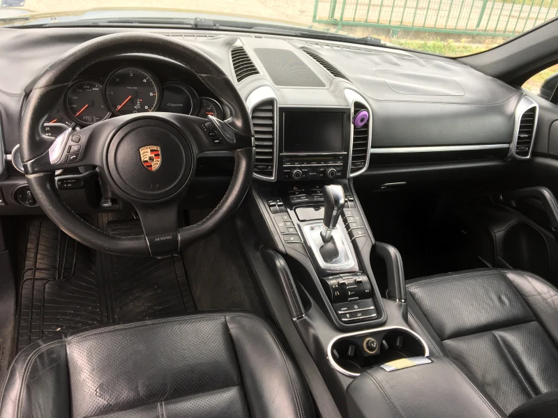 Porsche Cayenne 3.0TDI 240kc, снимка 10 - Автомобили и джипове - 52063819
