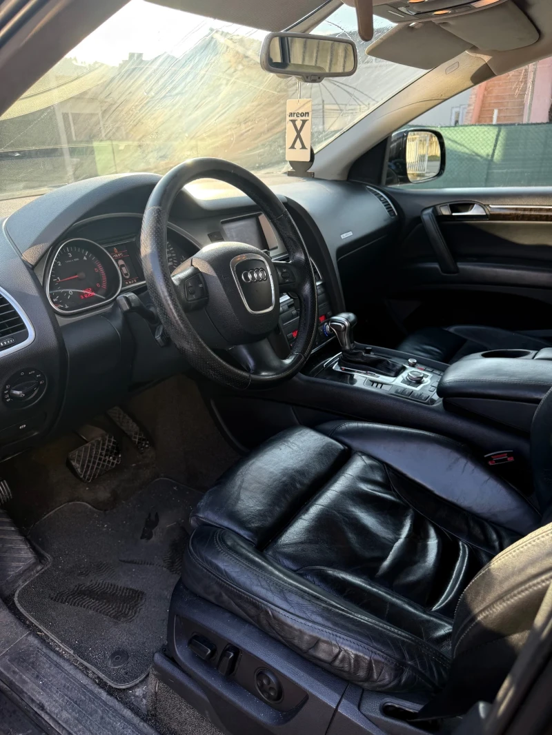Audi Q7, снимка 4 - Автомобили и джипове - 52641690