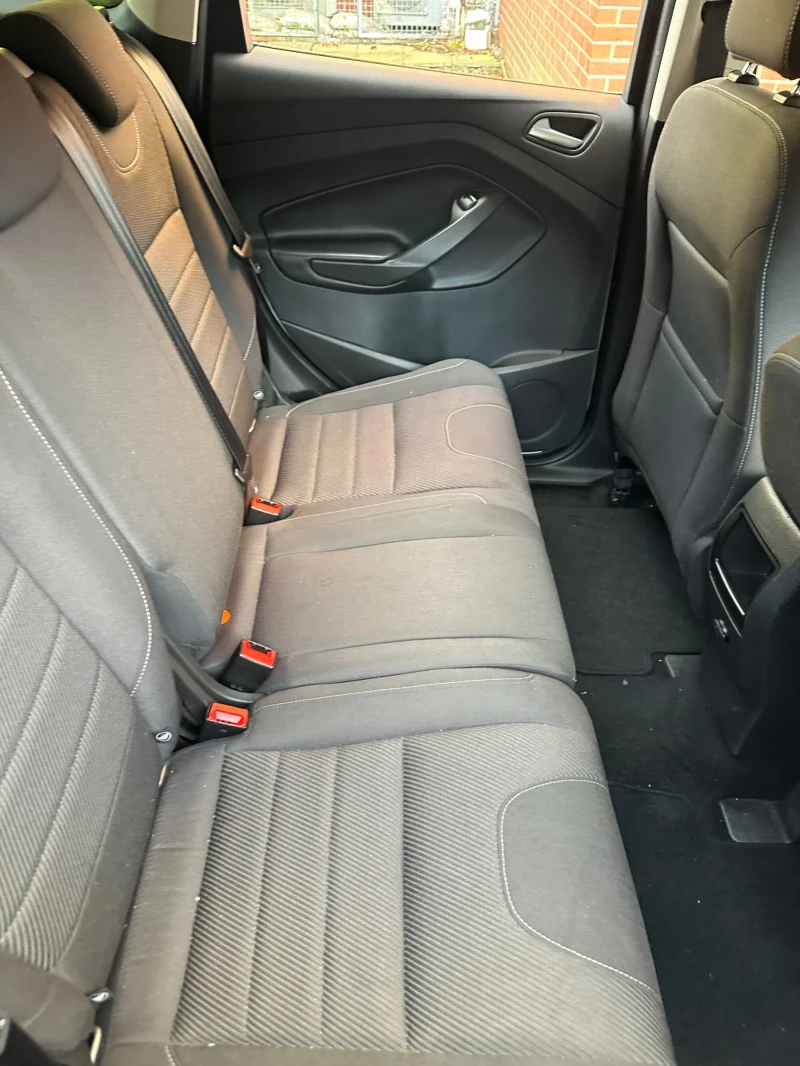 Ford Kuga, снимка 14 - Автомобили и джипове - 52863643