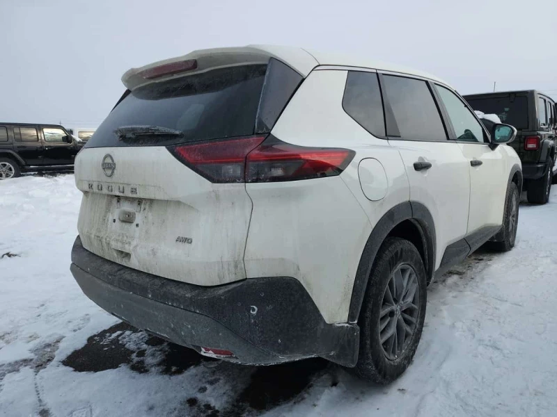 Nissan Rogue * S * CARFAX * ЦЕНА ДО БГ, снимка 3 - Автомобили и джипове - 53527272