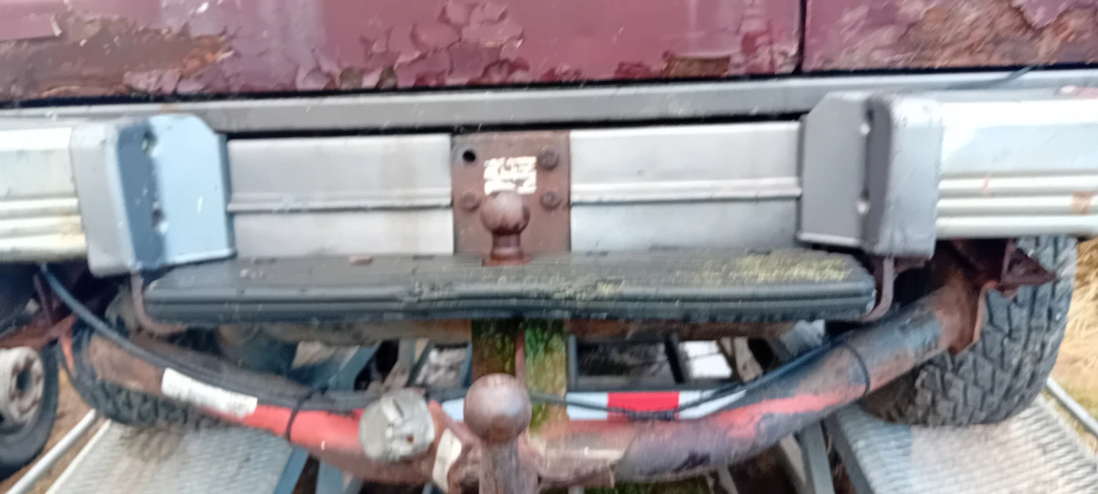 Isuzu Trooper 2.6    , 1500.  | Mobile.bg   12