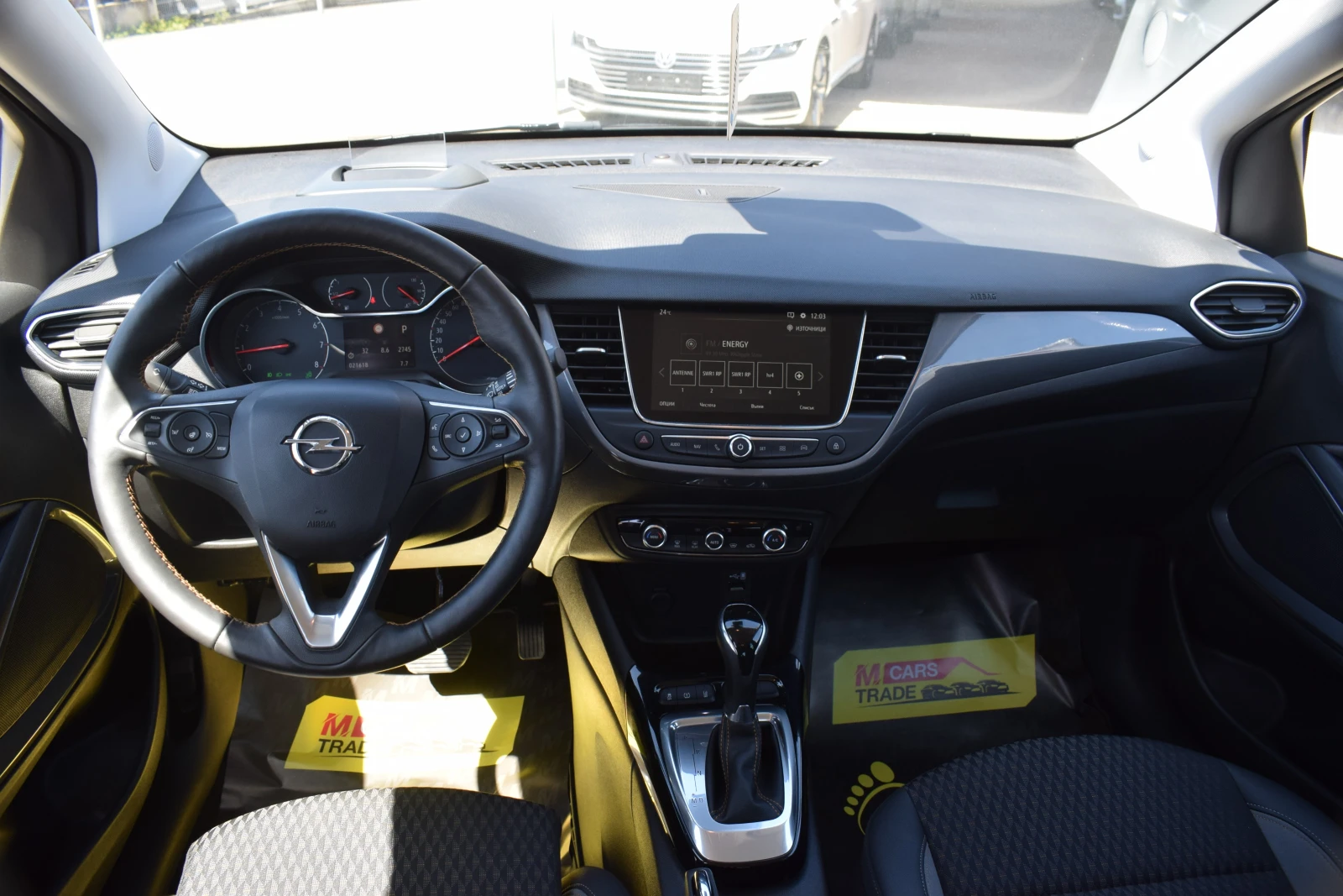 Opel Crossland X 1.2 LUX  - изображение 8