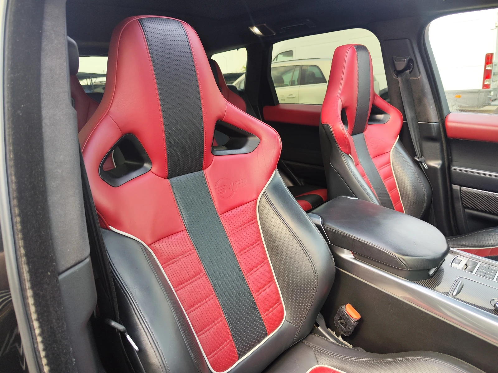 Land Rover Range Rover Sport SVR* MERIDIAN* CARBON* CAMERA* ALCANTAR* LIZING | Mobile.bg   12