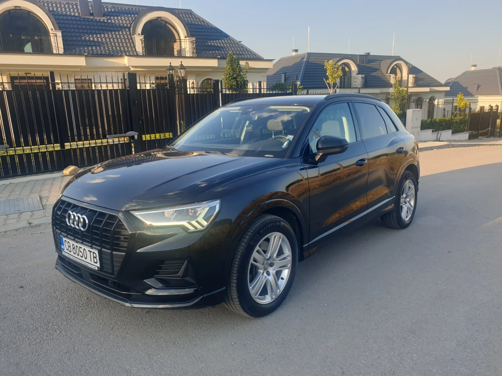 Audi Q3 40 TFSI QUATTRO  - изображение 3