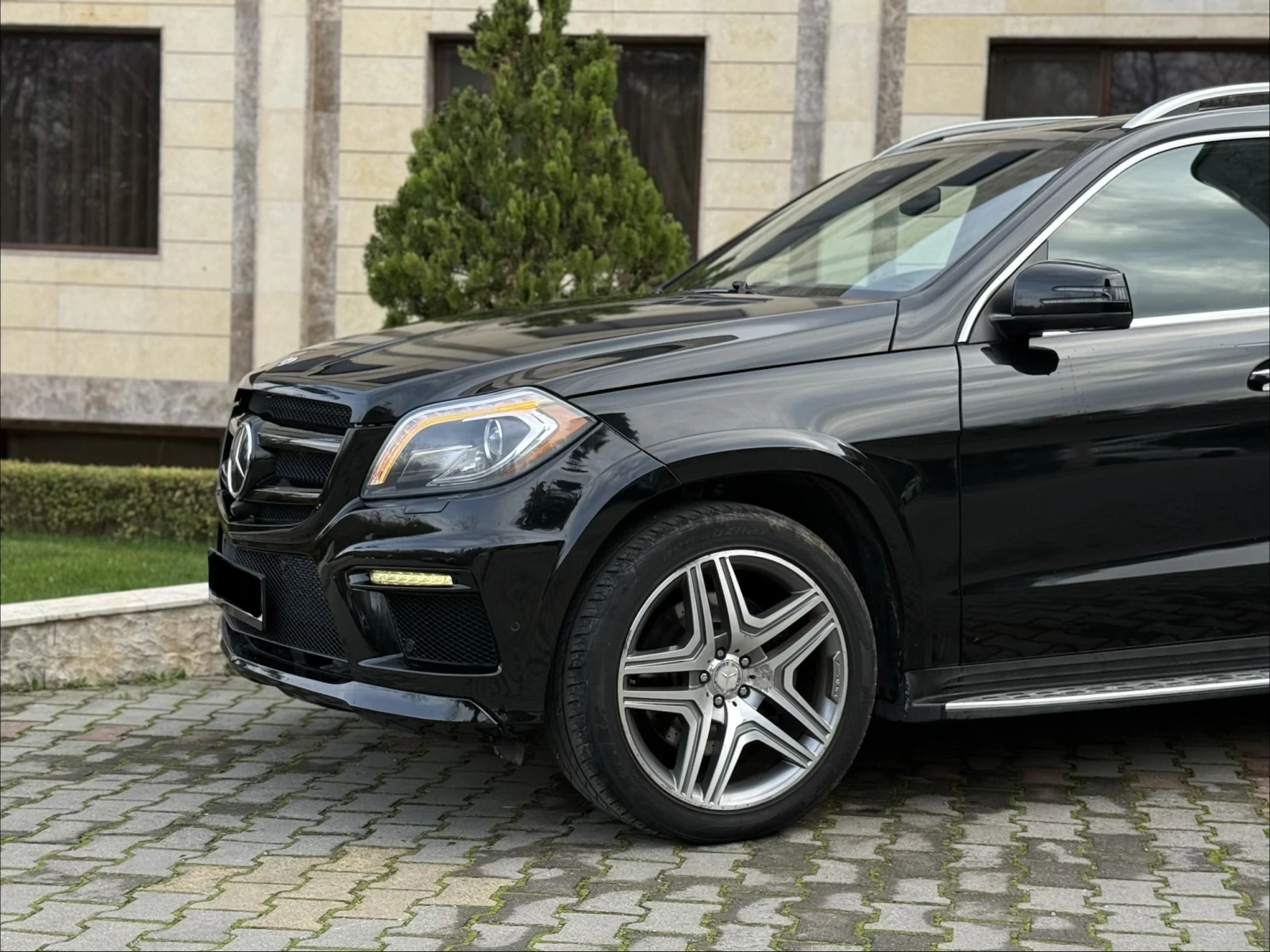 Mercedes-Benz GL 350 AMG Line - изображение 5