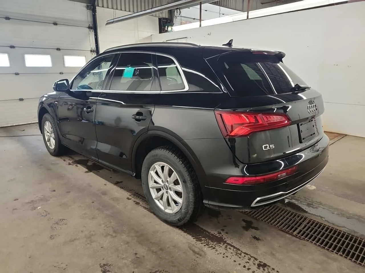 Audi Q5 * PROGRESSIV * CARFAX * ПАНОРАМА * 360 КАМЕРА * , снимка 4 - Автомобили и джипове - 53991098