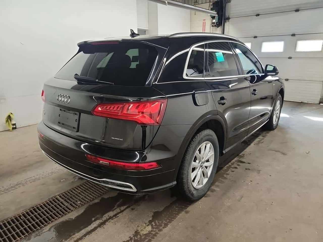 Audi Q5 * PROGRESSIV * CARFAX * ПАНОРАМА * 360 КАМЕРА * , снимка 3 - Автомобили и джипове - 53991098