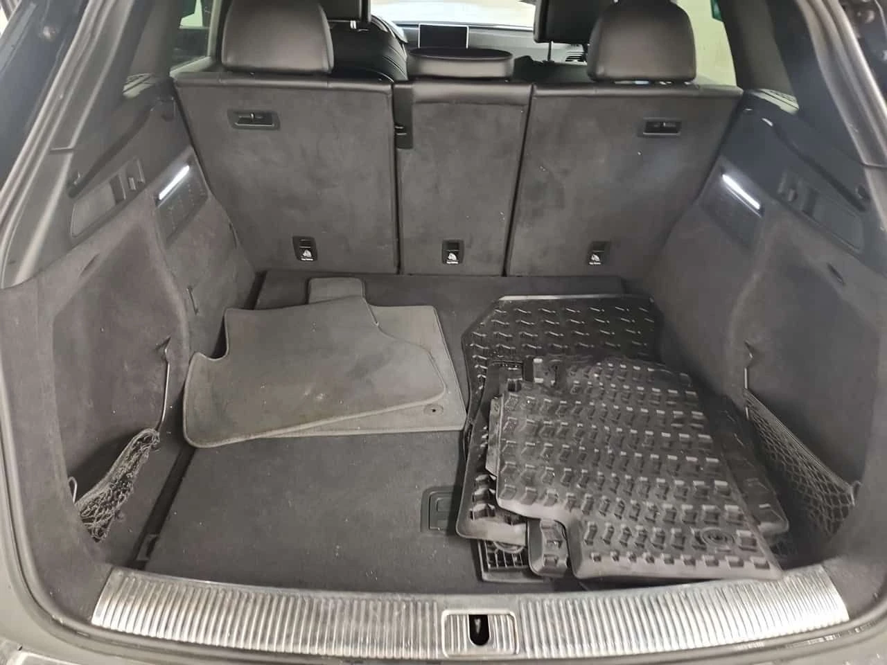 Audi Q5 * PROGRESSIV * CARFAX * ПАНОРАМА * 360 КАМЕРА * , снимка 15 - Автомобили и джипове - 53991098