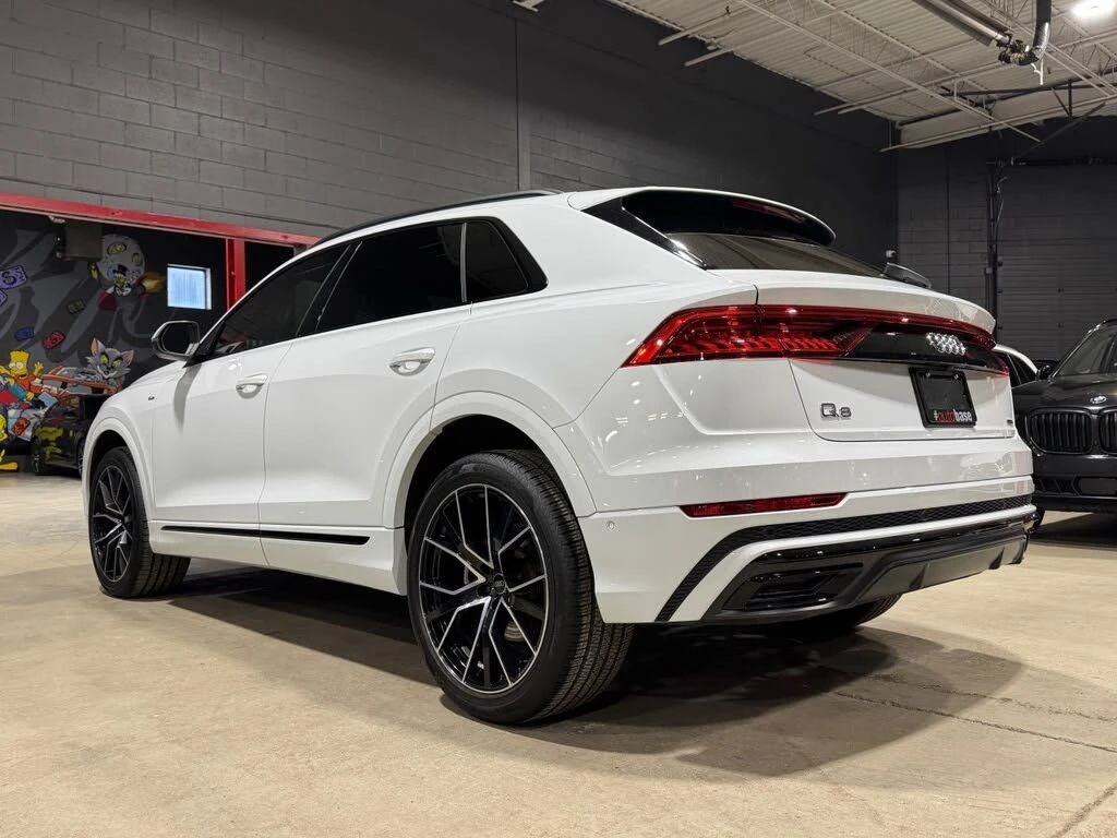 Audi Q8 Quattro* Progressiv* АвтоКредит* (ЦЕНА ДО БГ), снимка 10 - Автомобили и джипове - 54041424