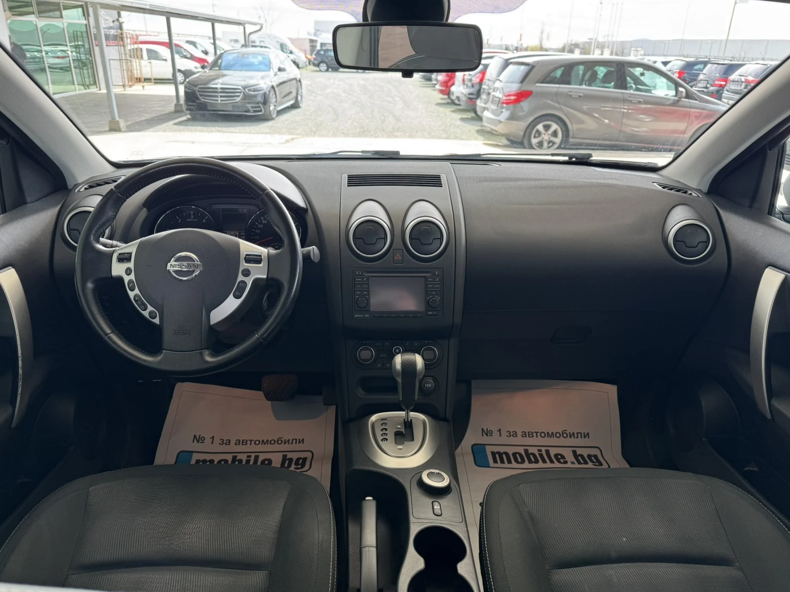 Nissan Qashqai 2.0DCI* 150ps* 4x4* НАВИ, снимка 11 - Автомобили и джипове - 54109194