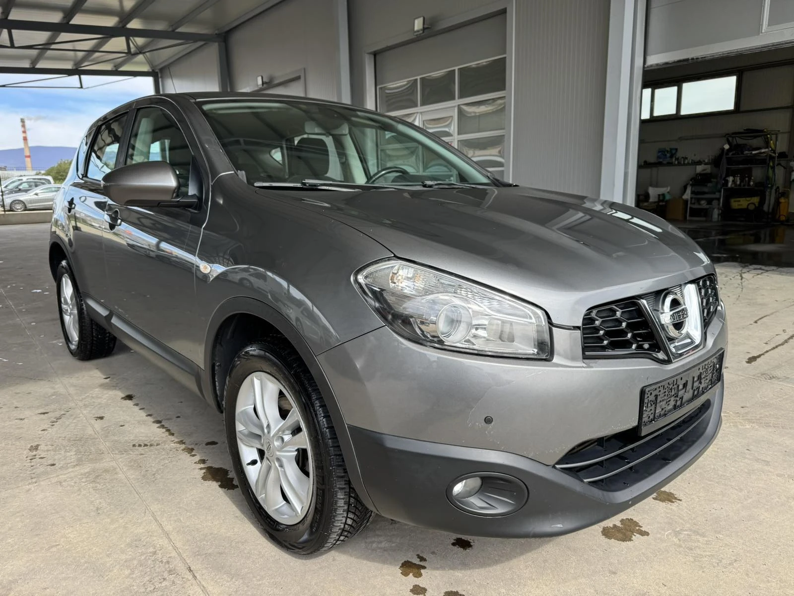 Nissan Qashqai 2.0DCI* 150ps* 4x4* НАВИ, снимка 7 - Автомобили и джипове - 54109194