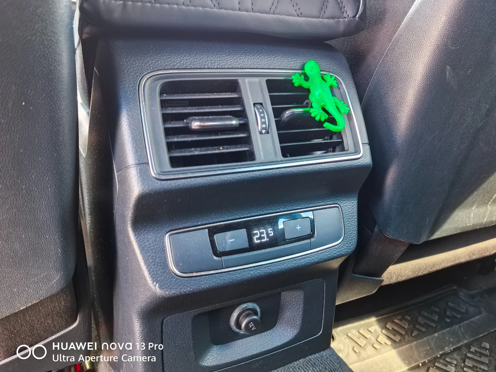 Audi Q5  2.0TDI S-Line, снимка 15 - Автомобили и джипове - 54289825