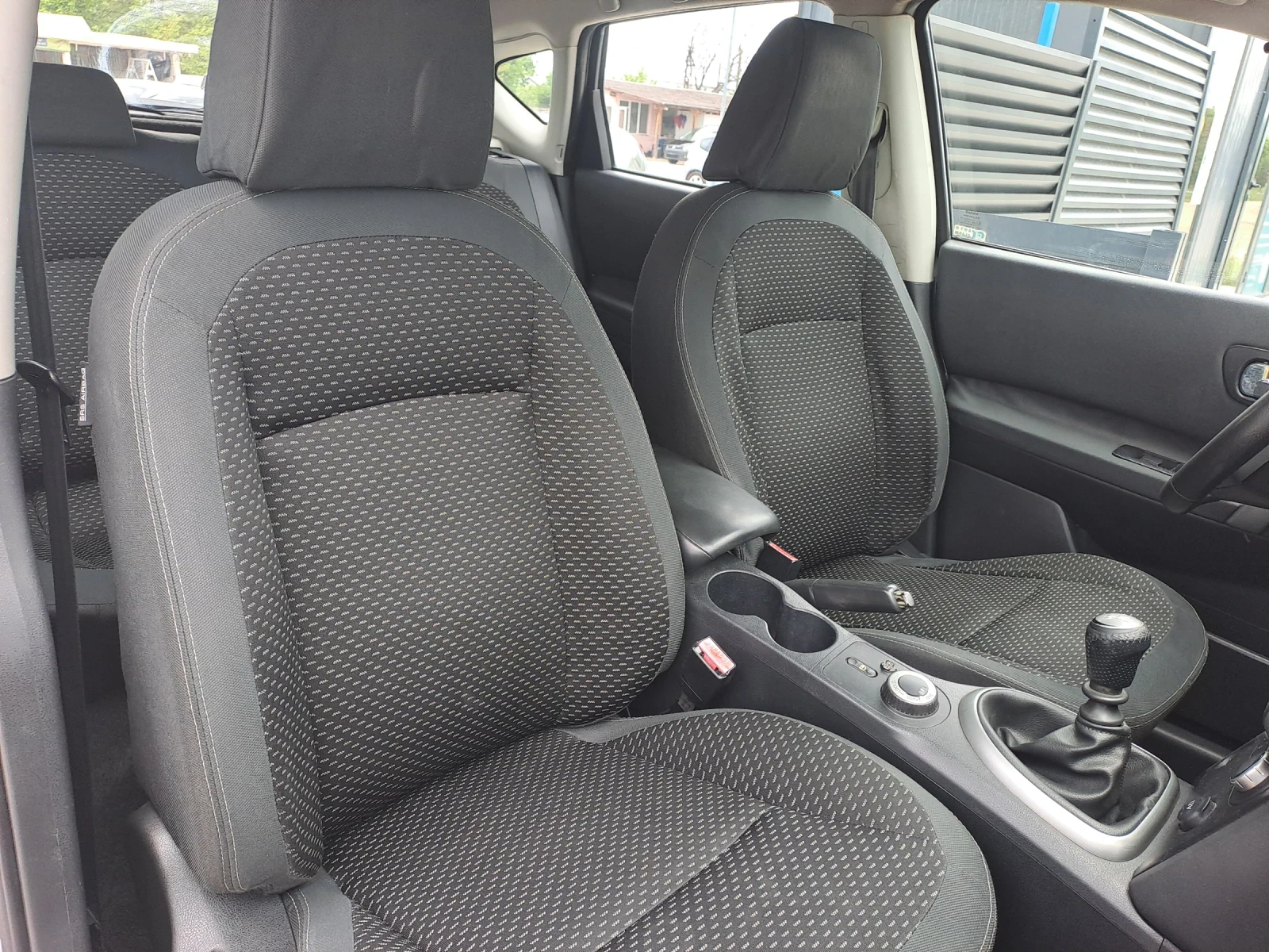 Nissan Qashqai 2, 0DCI, 4\4, 6ск., снимка 10 - Автомобили и джипове - 54484880