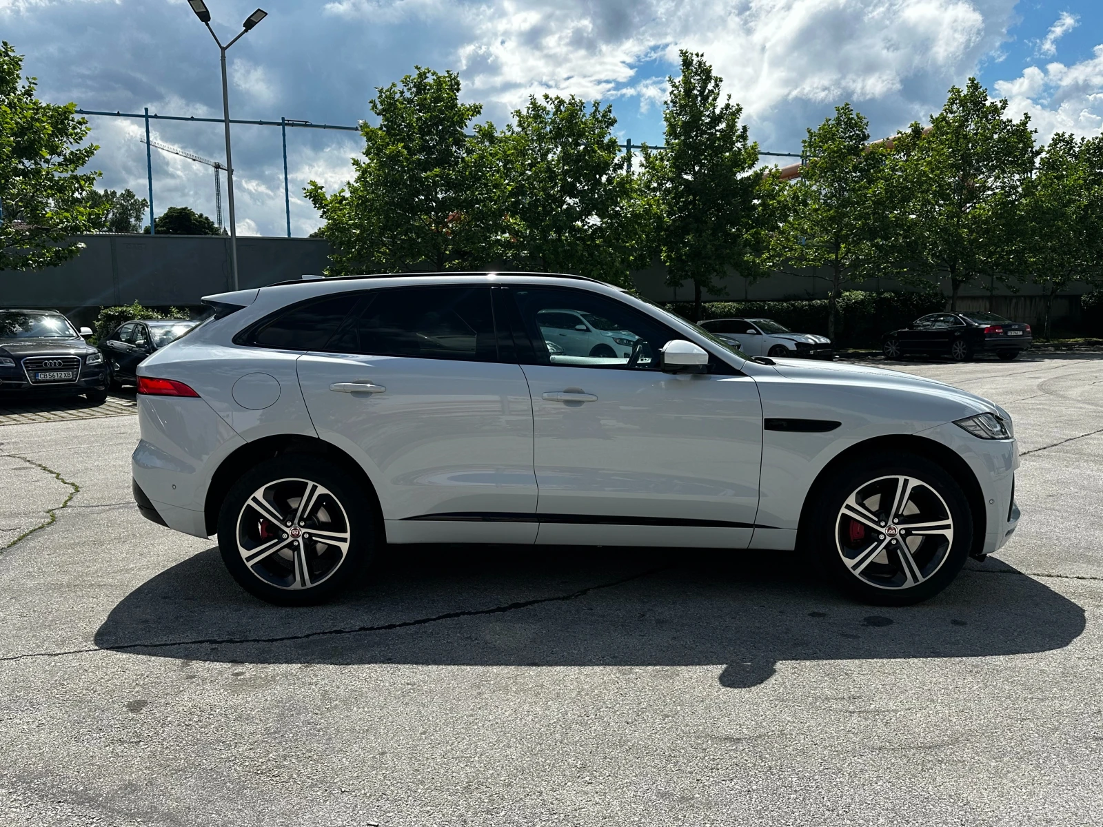 Jaguar F-PACE от България/Реални километри, снимка 5 - Автомобили и джипове - 54836657